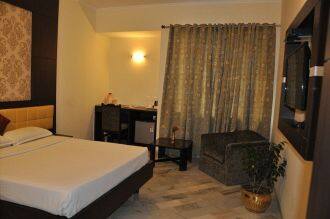 STARiHOTEL Cantt, Varanasi 3